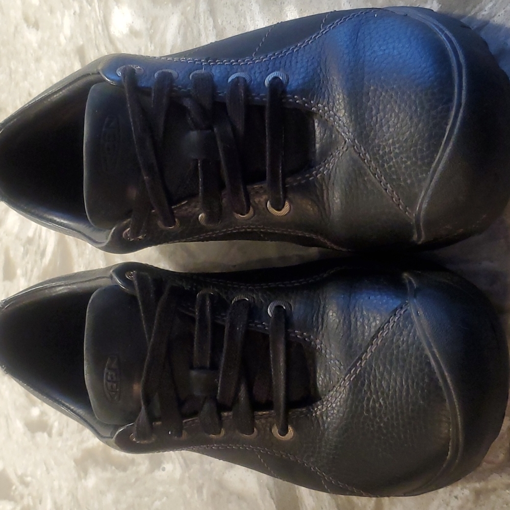 Keen casual shoe